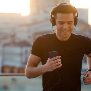 hardlopen met koptelefoon